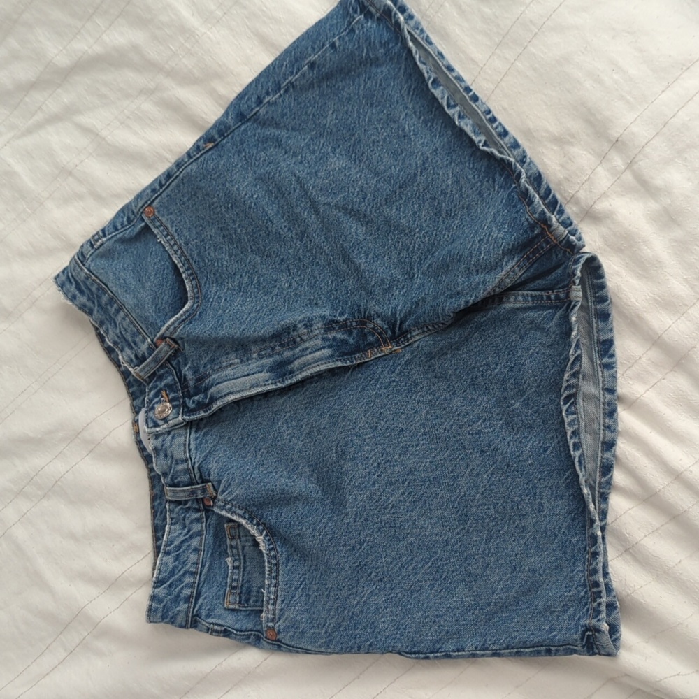 Zara High Waisted Mom Denim Shorts Sz 10